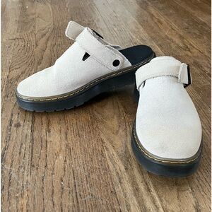 Dr. Martens Carlson Off-White